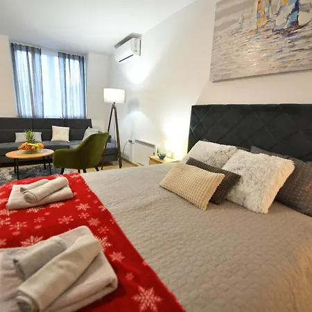 West In Apartments Cacak Exterior photo