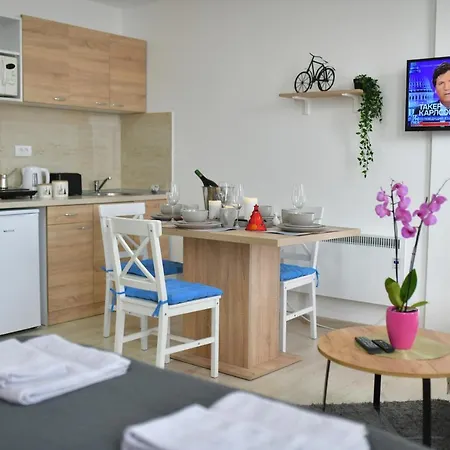 West In Apartments Cacak Exterior photo